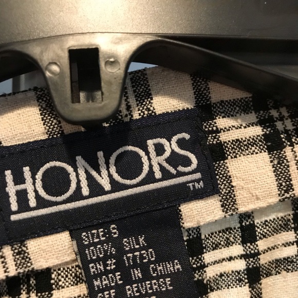 Briggs Shorts - Picture 2 of 4